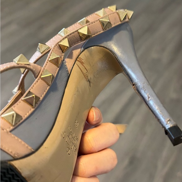 Valentino studded heels - Picture 4 of 5